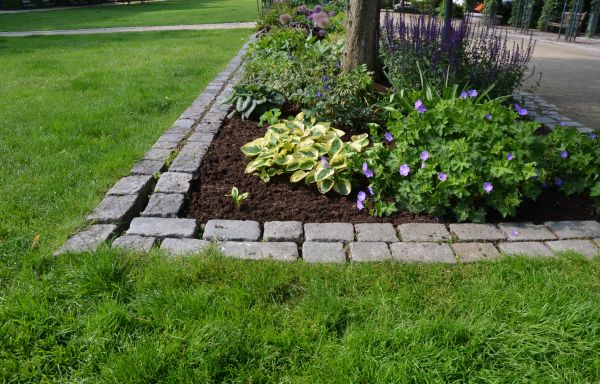 Stone Edging Installation in Baltimore